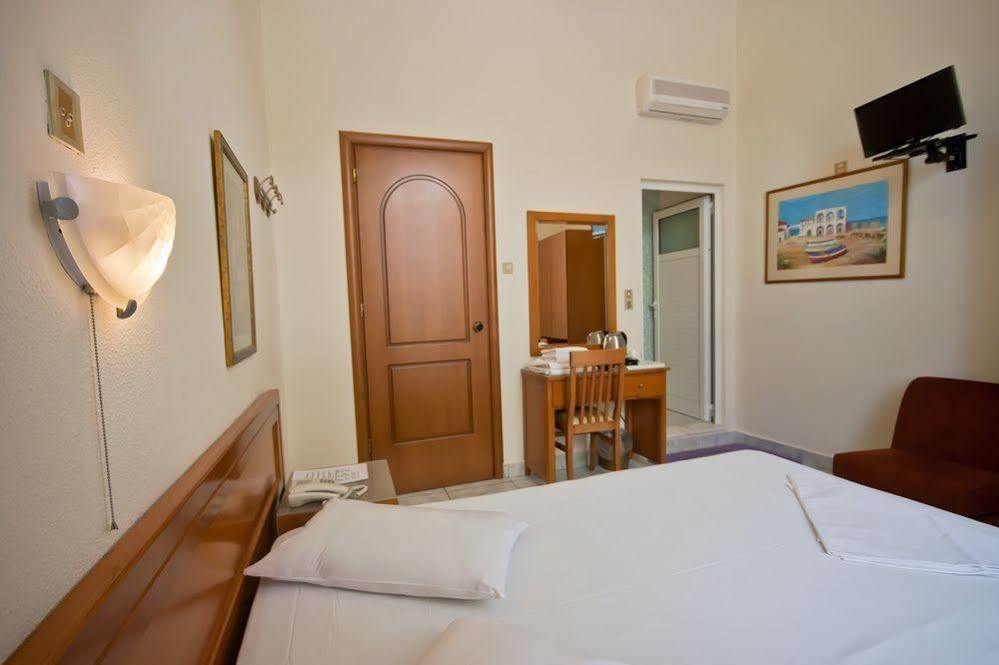 Lena Hotel Heraklion Exterior foto